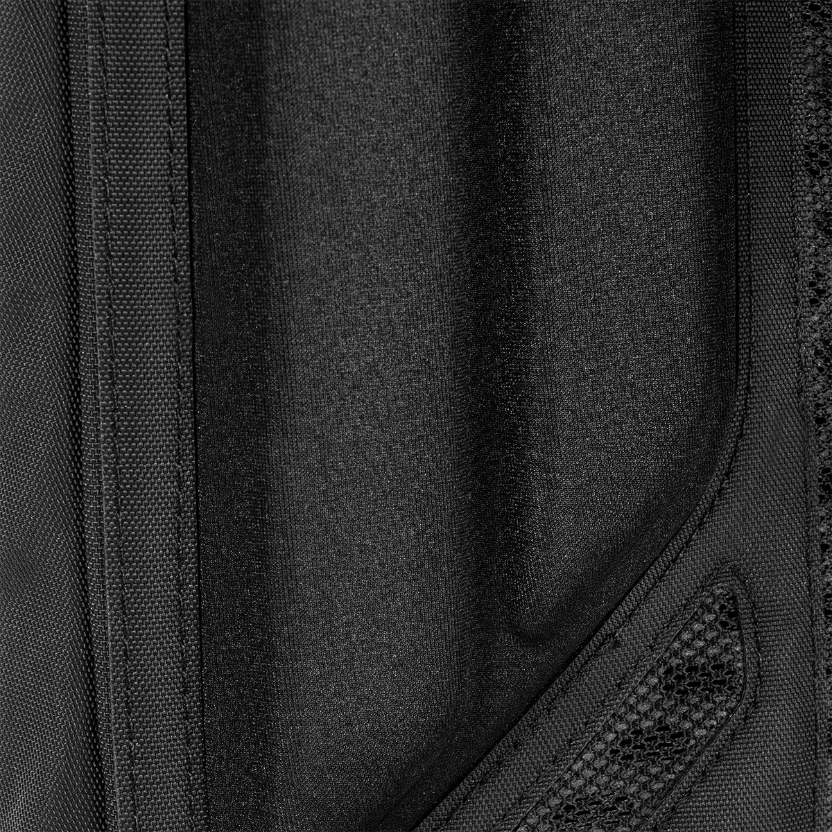 paragon-hydration-pack-y4 Paragon_Black_Texture.png