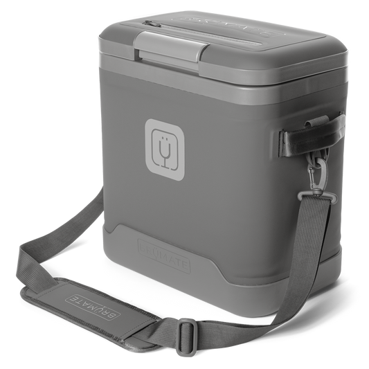 magpack-18-can-m1 magpack_18_graphite_front_strap.png